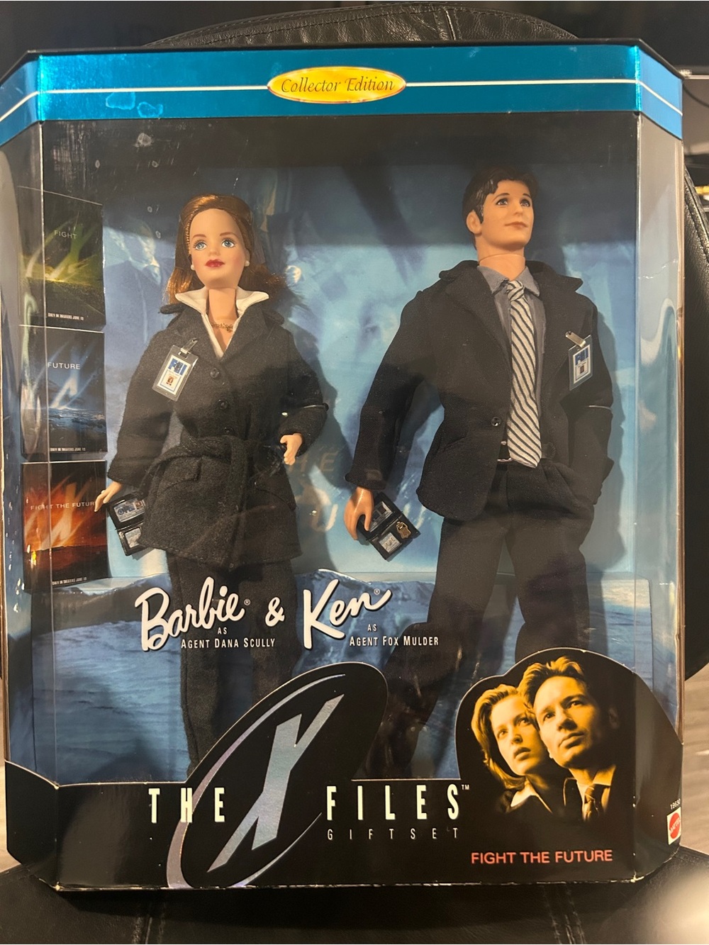 The X-Files Collector Edition barbie Jacket Set - Black
